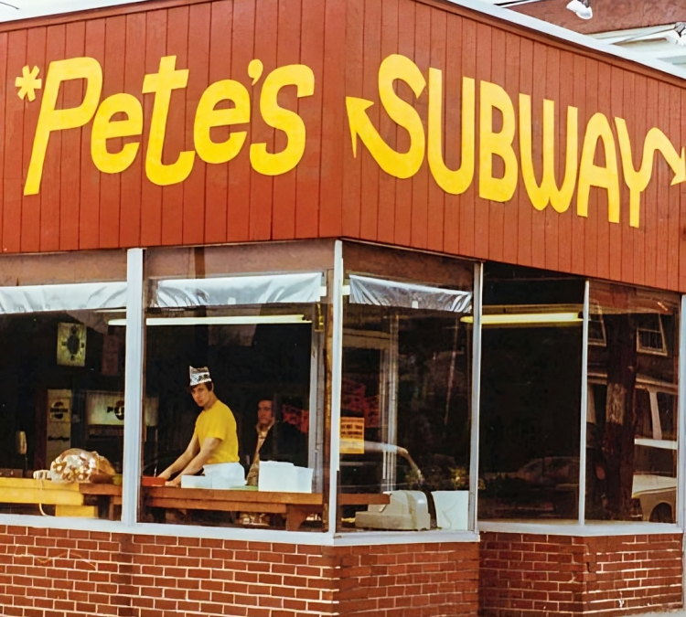 Η στιγμή που γεννήθηκε μια παγκόσμια αλυσίδα fast‑food – Subway